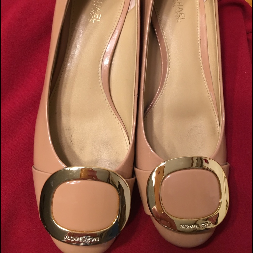 Beige Michael Kors Low Heeled Pump